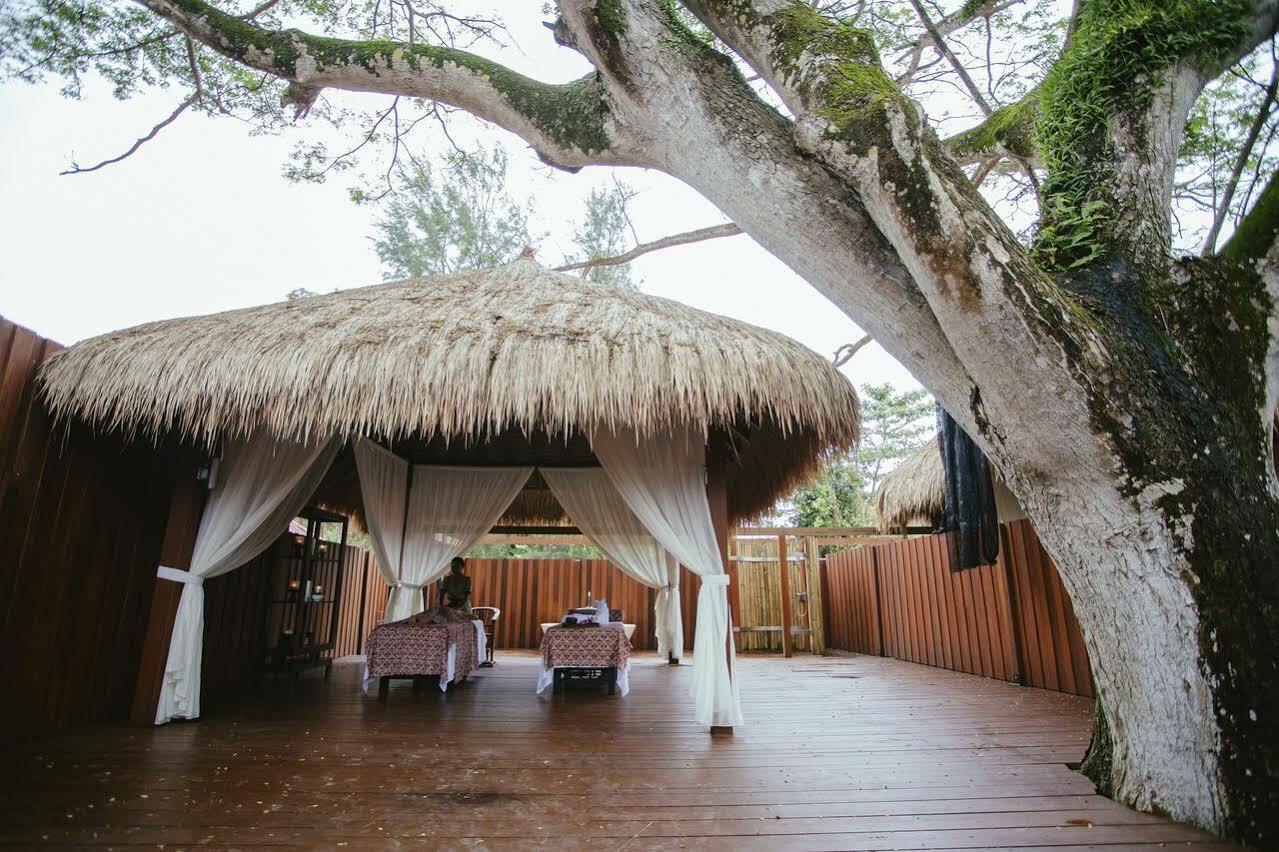 Sand & Sandals Desaru Beach Resort & Spa Εξωτερικό φωτογραφία The Spa at The Standard, Hua Hin